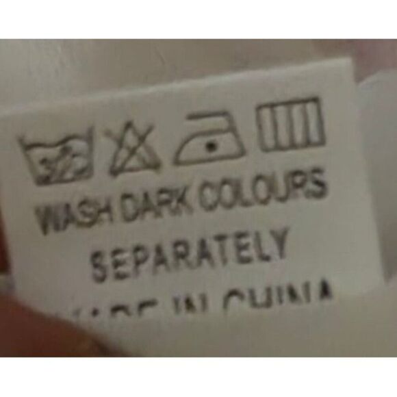 Chandelier Sleeveless Sheer Embroidered Flower Neckline Top Womens Size M White - Picture 10 of 10